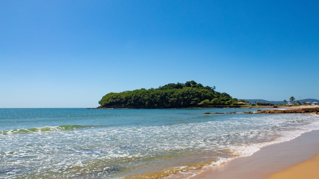 Costão de Itapema (Ilha do Pirata)