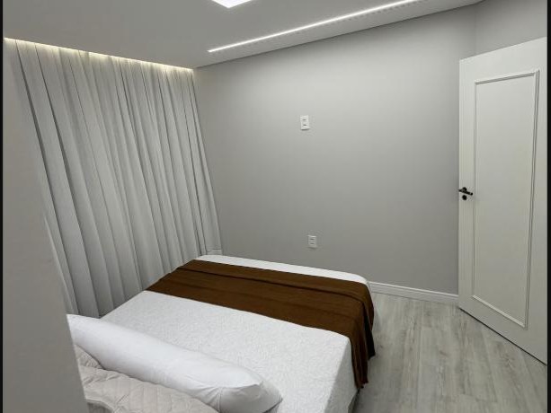 Suíte com cama de casal