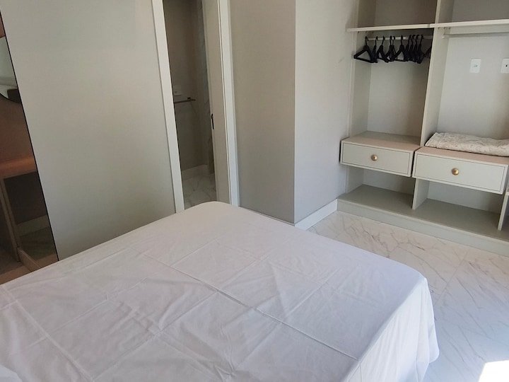 Suíte principal com closet